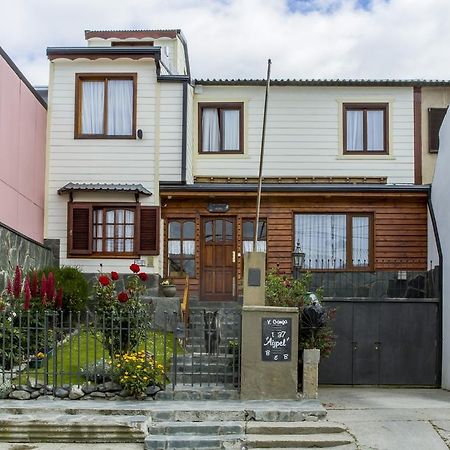Bed And Breakfast Aijpel Ushuaia Exterior photo